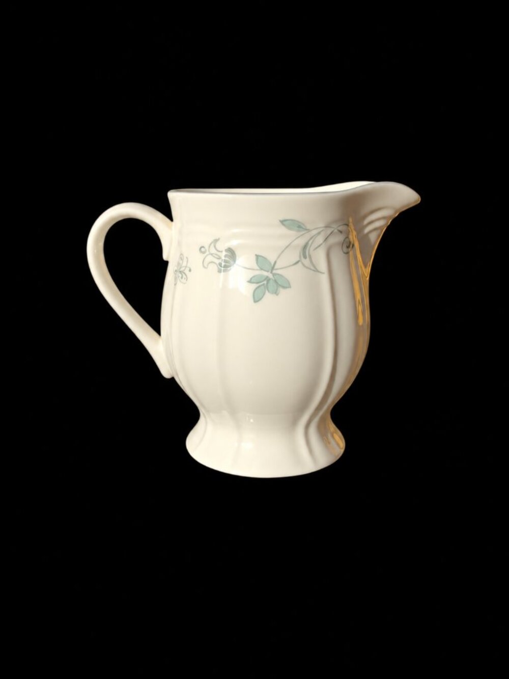Mikasa Ultima+ Avondale HK402 Creamer Pitcher – Fine China